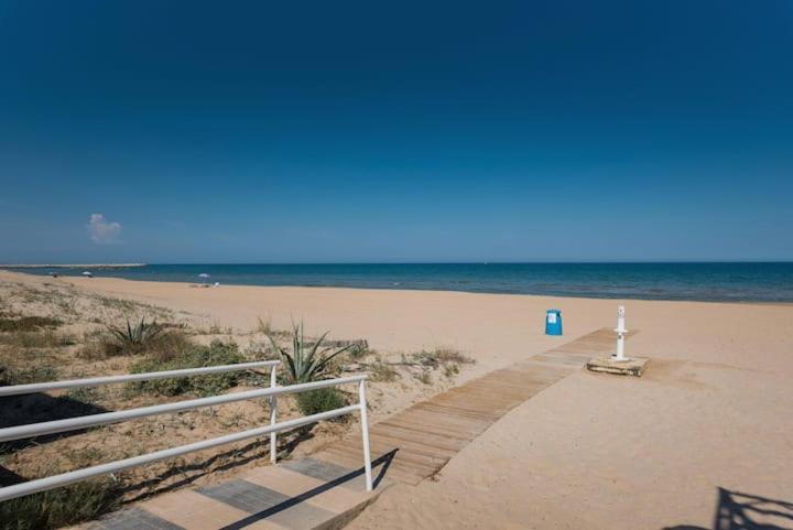 Super Apartamento A Un Paso Del Mar أوليفا المظهر الخارجي الصورة